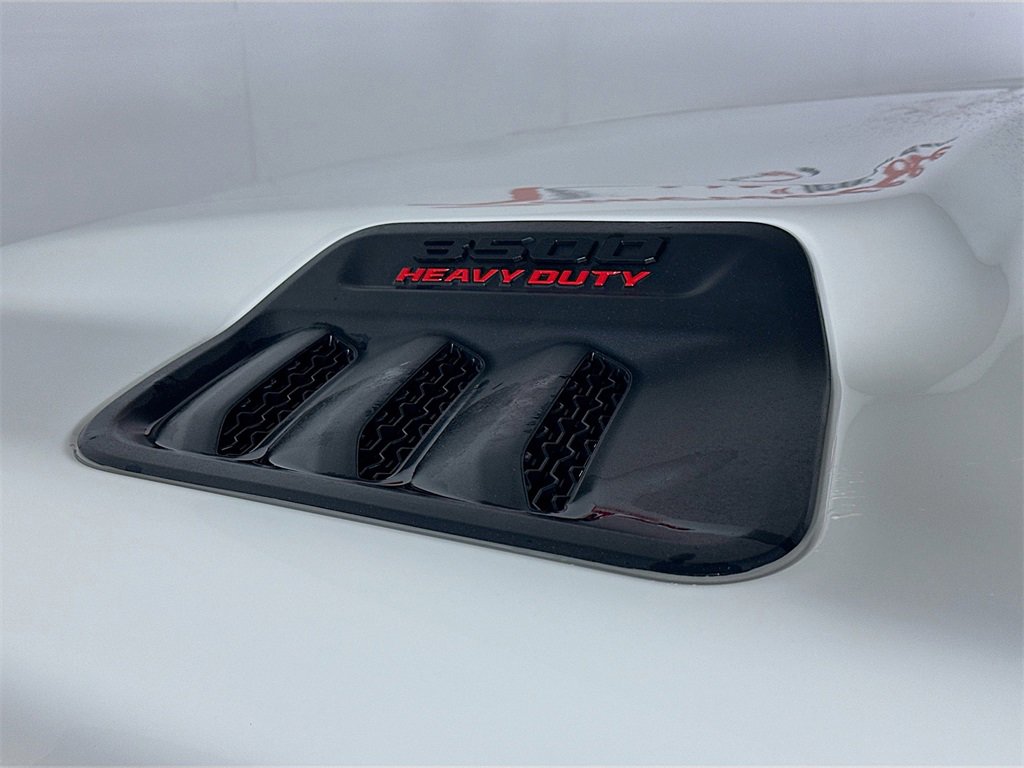 Used 2024 RAM 3500 Laramie w/ Night Edition image 28