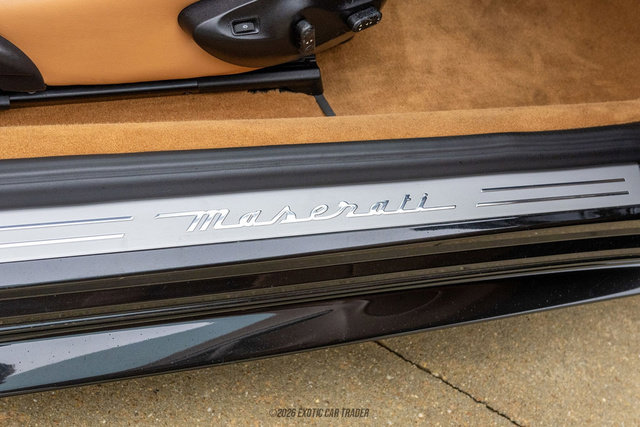 Used 2011 Maserati GranTurismo S RWD image 33