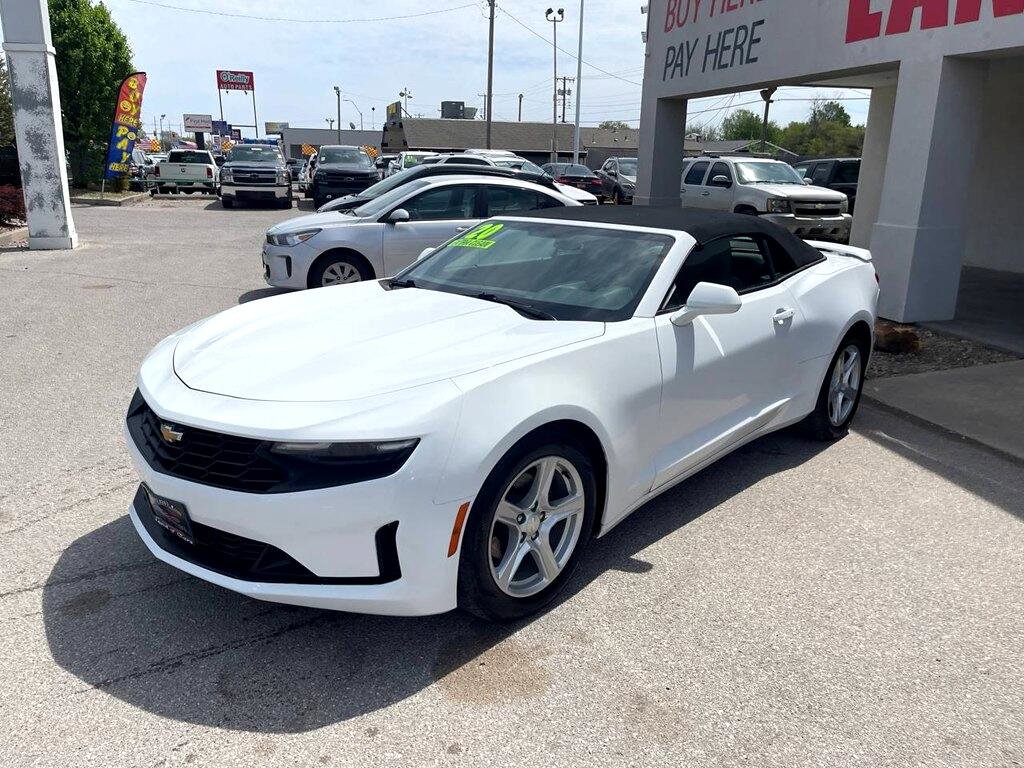 Used 2020 Chevrolet Camaro LT image 3