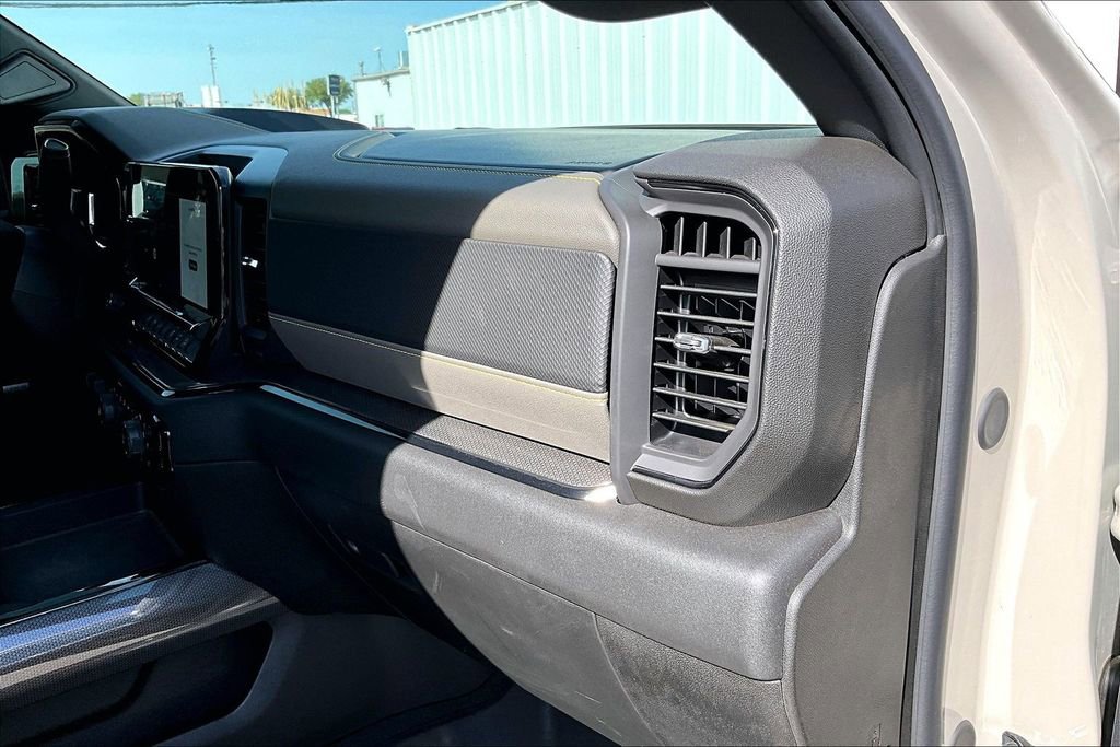 Used 2026 Chevrolet Silverado 2500 ZR2 AWD/4WD image 19