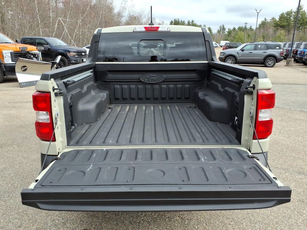 Certified 2024 Ford Maverick Lariat FWD image 12