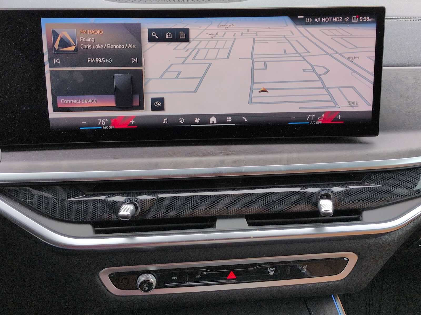 Certified 2024 BMW X5 xDrive40i w/ Premium Package image 28