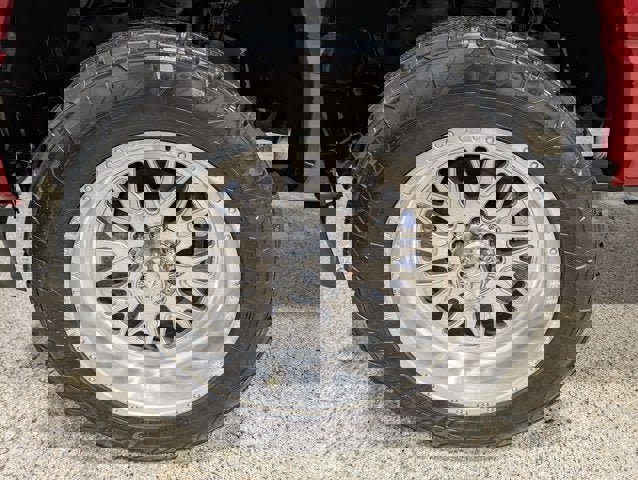 Used 2024 Ford F250 Limited w/ FX4 Off-Road Package image 12