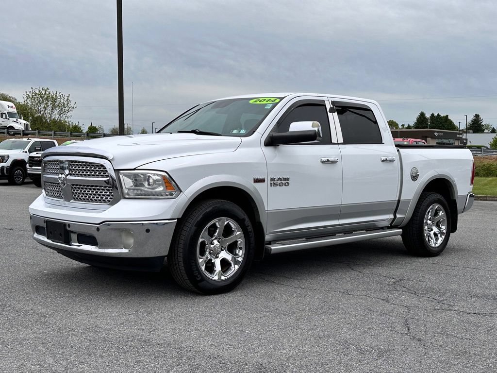 Used 2014 RAM 1500 Laramie w/ Trailer Tow Group AWD/4WD image 2