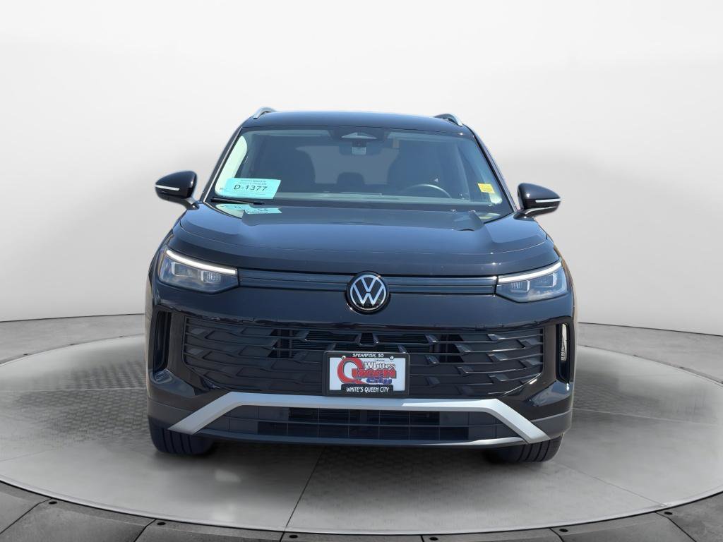 Used 2026 Volkswagen Tiguan SE AWD/4WD image 7