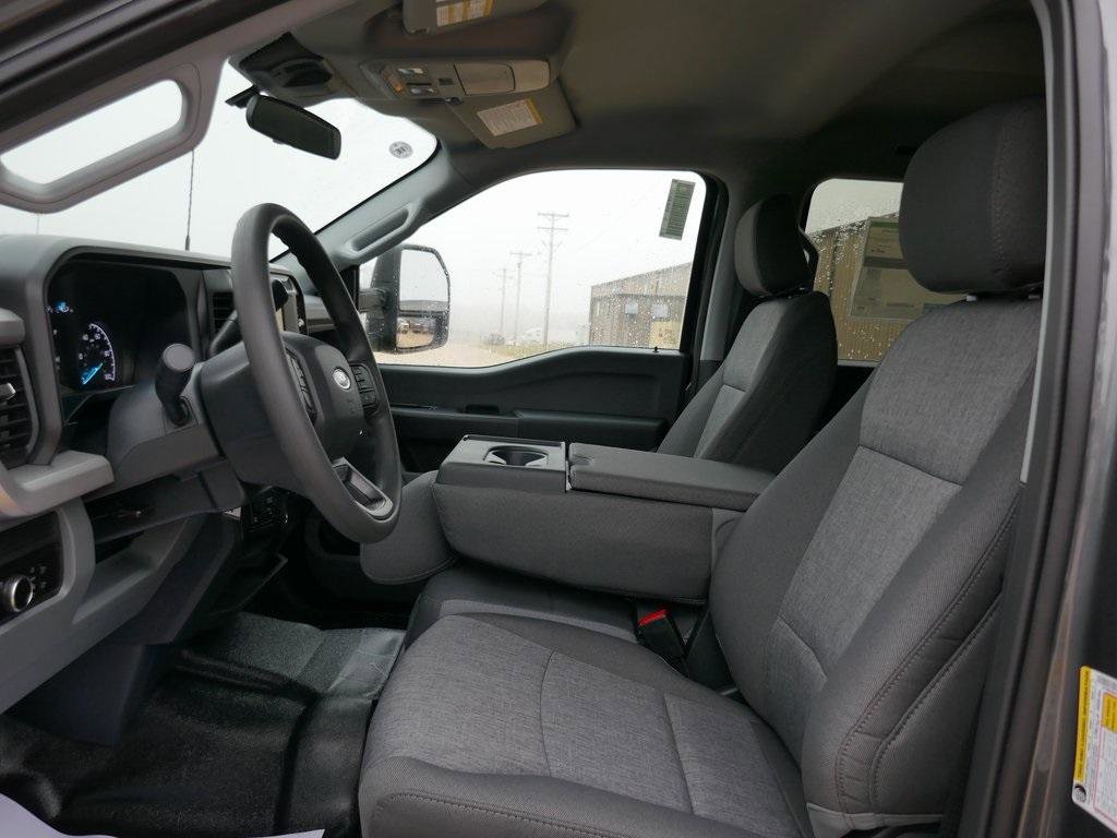 New 2026 Ford F250 XL w/ XL Off-Road Package image 18
