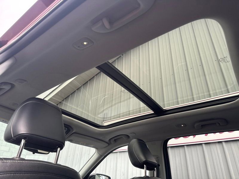 Used 2023 Jeep Grand Cherokee 4WD 4xe image 28