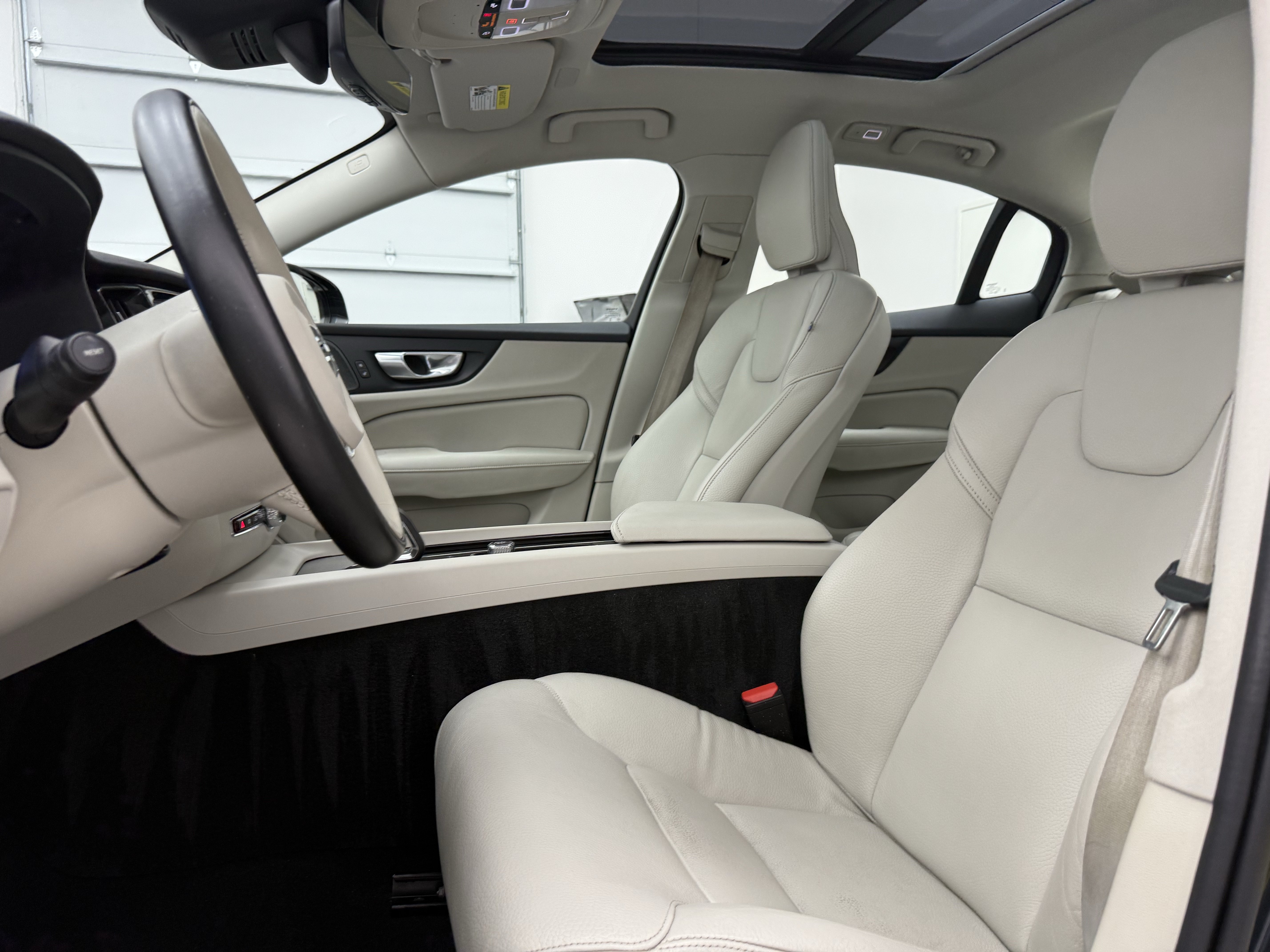 Certified 2024 Volvo S60 B5 Plus FWD image 12