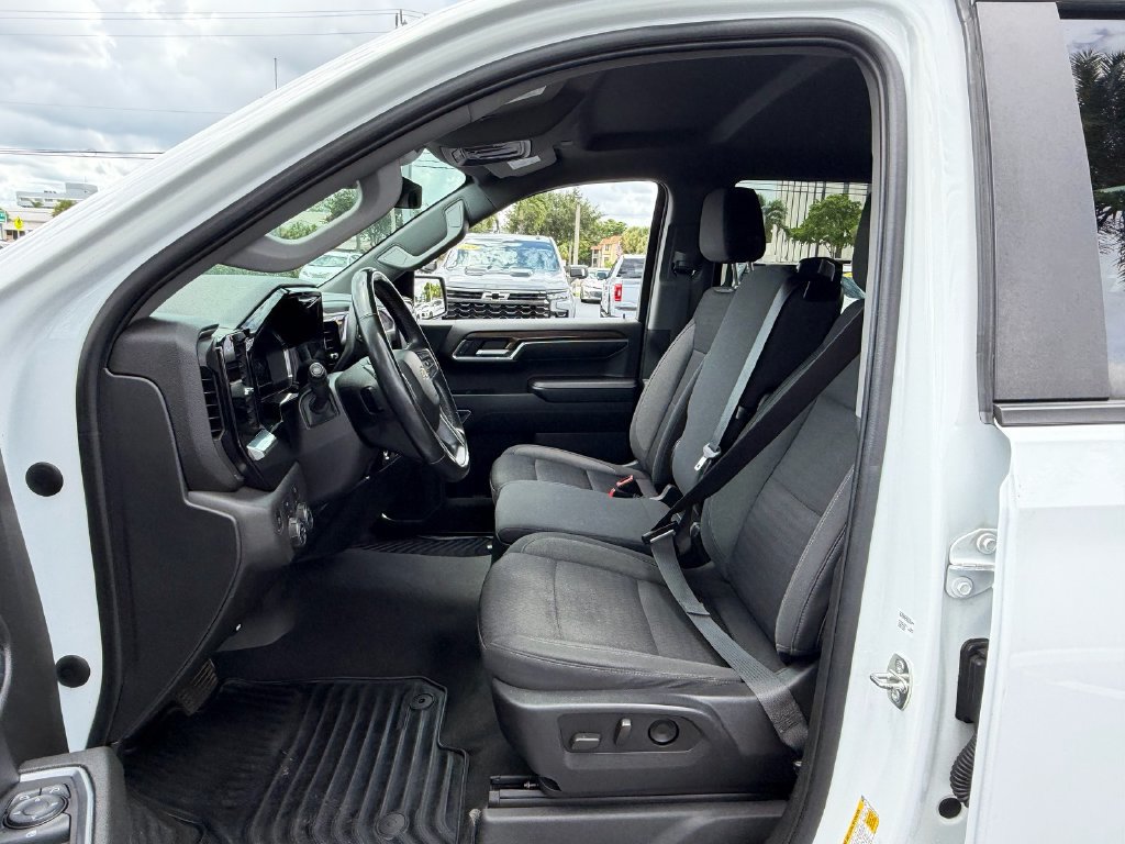 Certified 2023 Chevrolet Silverado 1500 LT AWD/4WD image 9