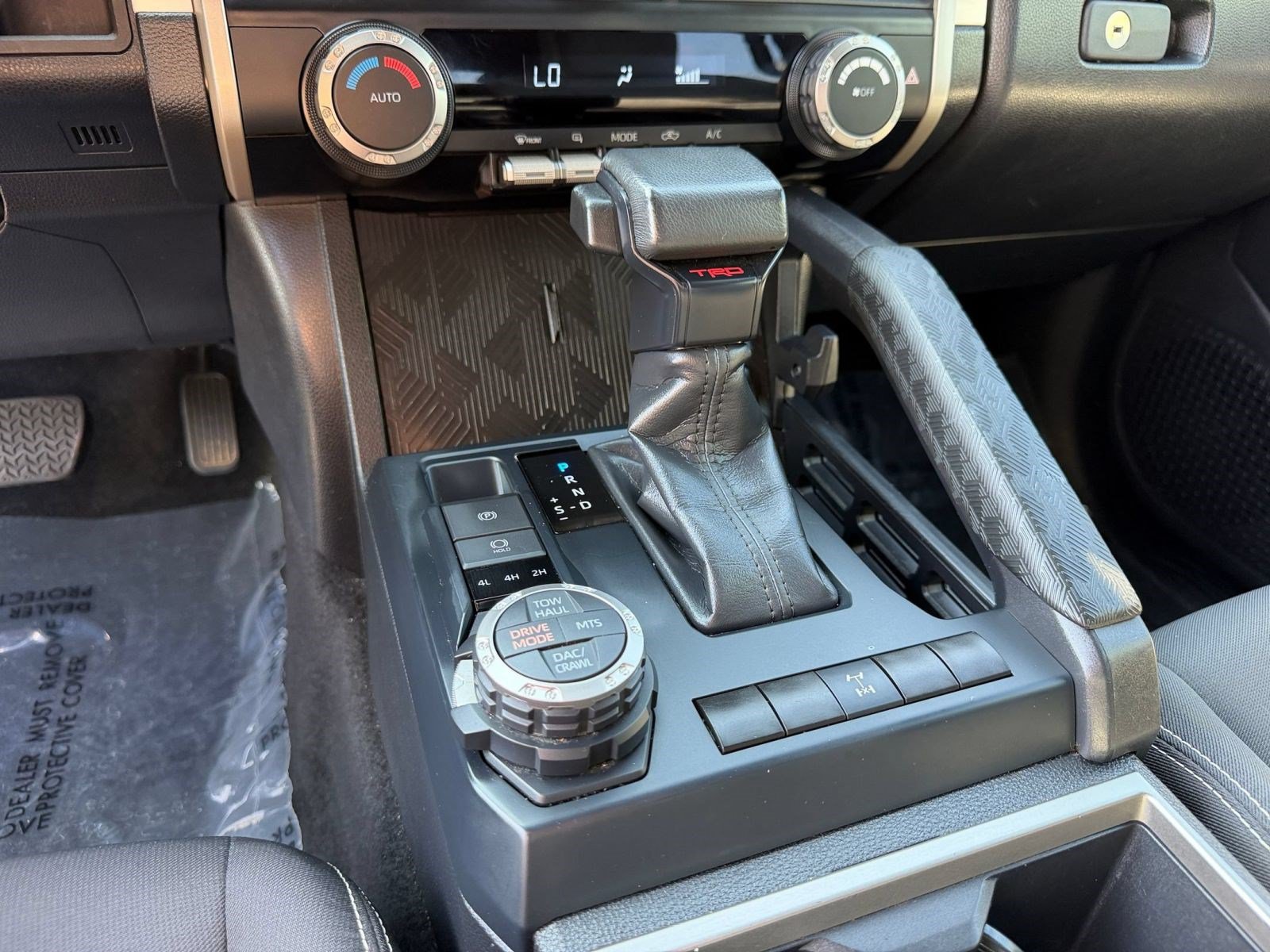 Used 2024 Toyota Tacoma TRD Off-Road AWD/4WD image 17