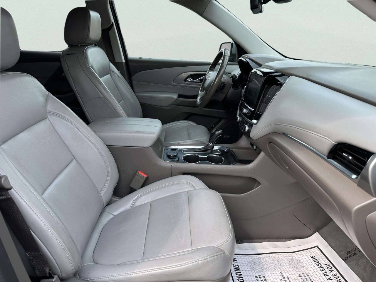Used 2019 Chevrolet Traverse LT w/ LT Premium Package FWD image 24