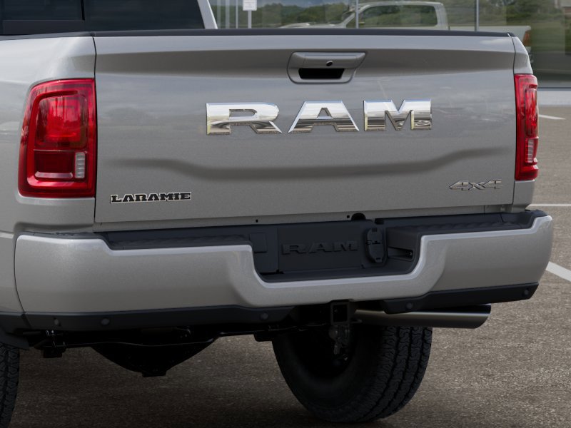New 2026 RAM 2500 Laramie AWD/4WD image 14