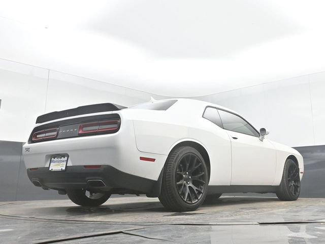 Used 2015 Dodge Challenger SXT Plus RWD image 40