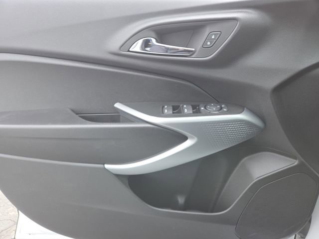 New 2026 Chevrolet Trax RS w/ Driver Confidence Package FWD image 28