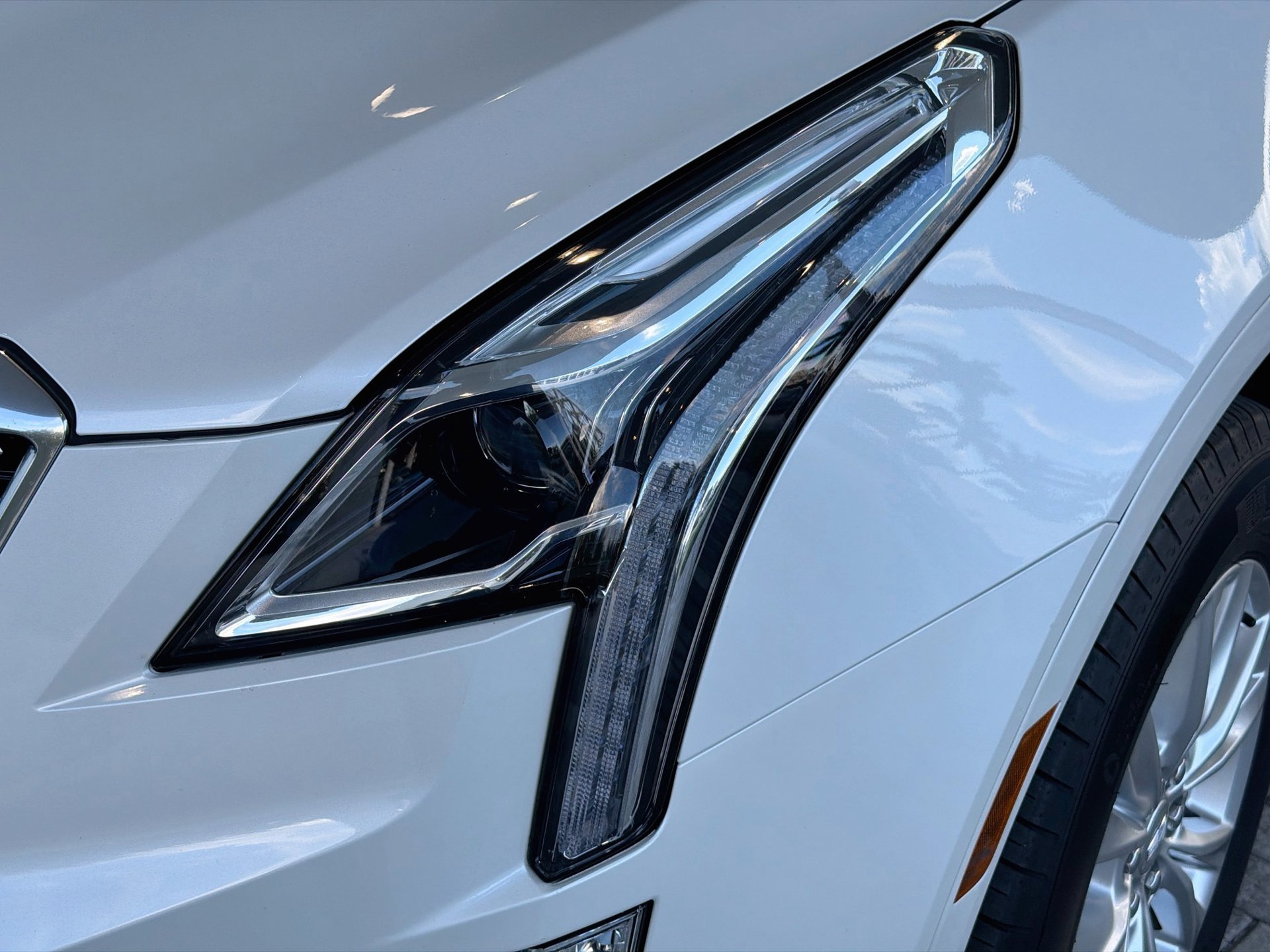 Certified 2023 Cadillac XT5 Luxury FWD image 11