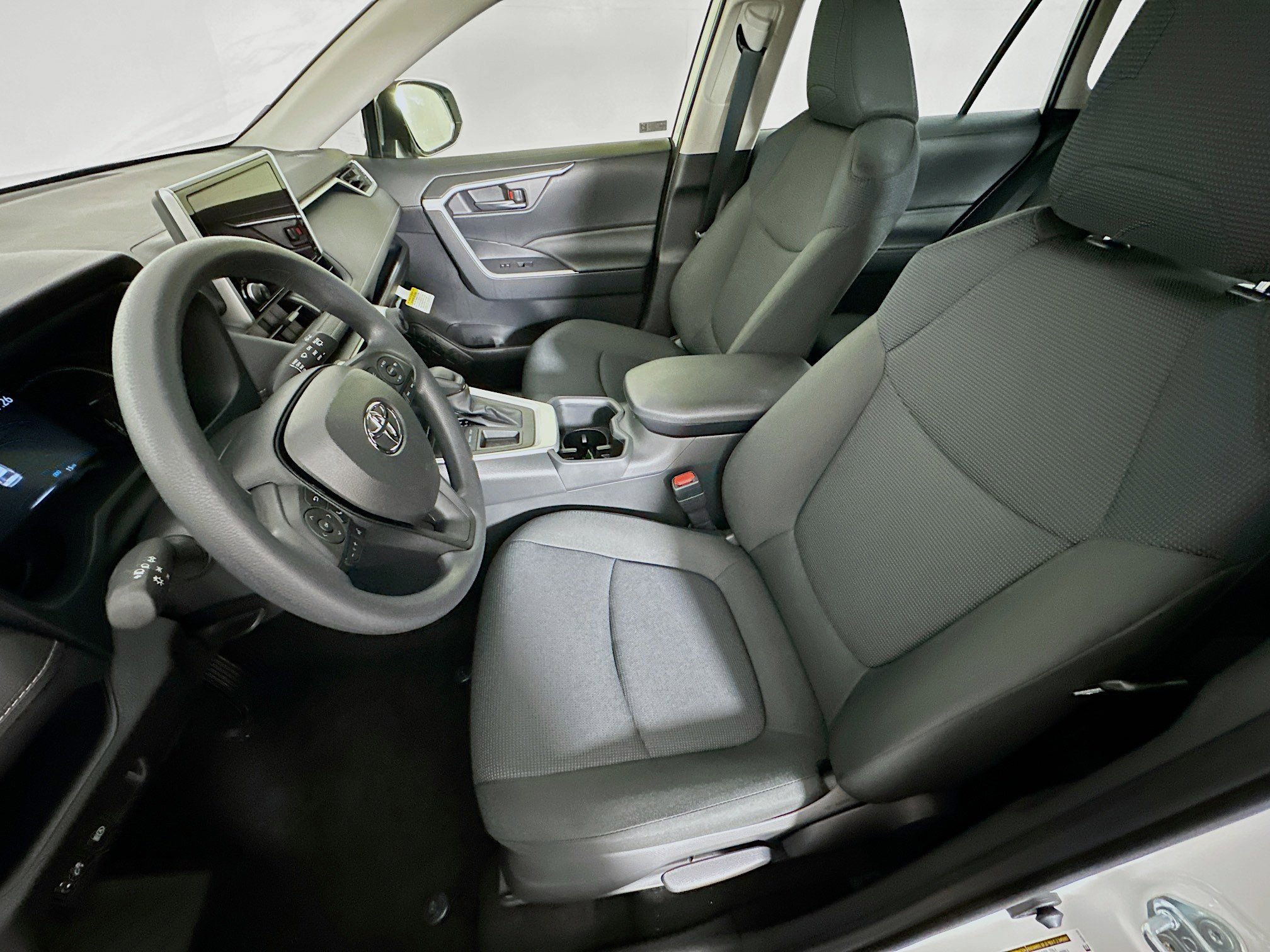 Used 2025 Toyota RAV4 LE image 13