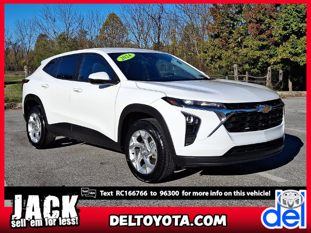 Used 2024 Chevrolet Trax LS w/ LS Convenience Package FWD image 1
