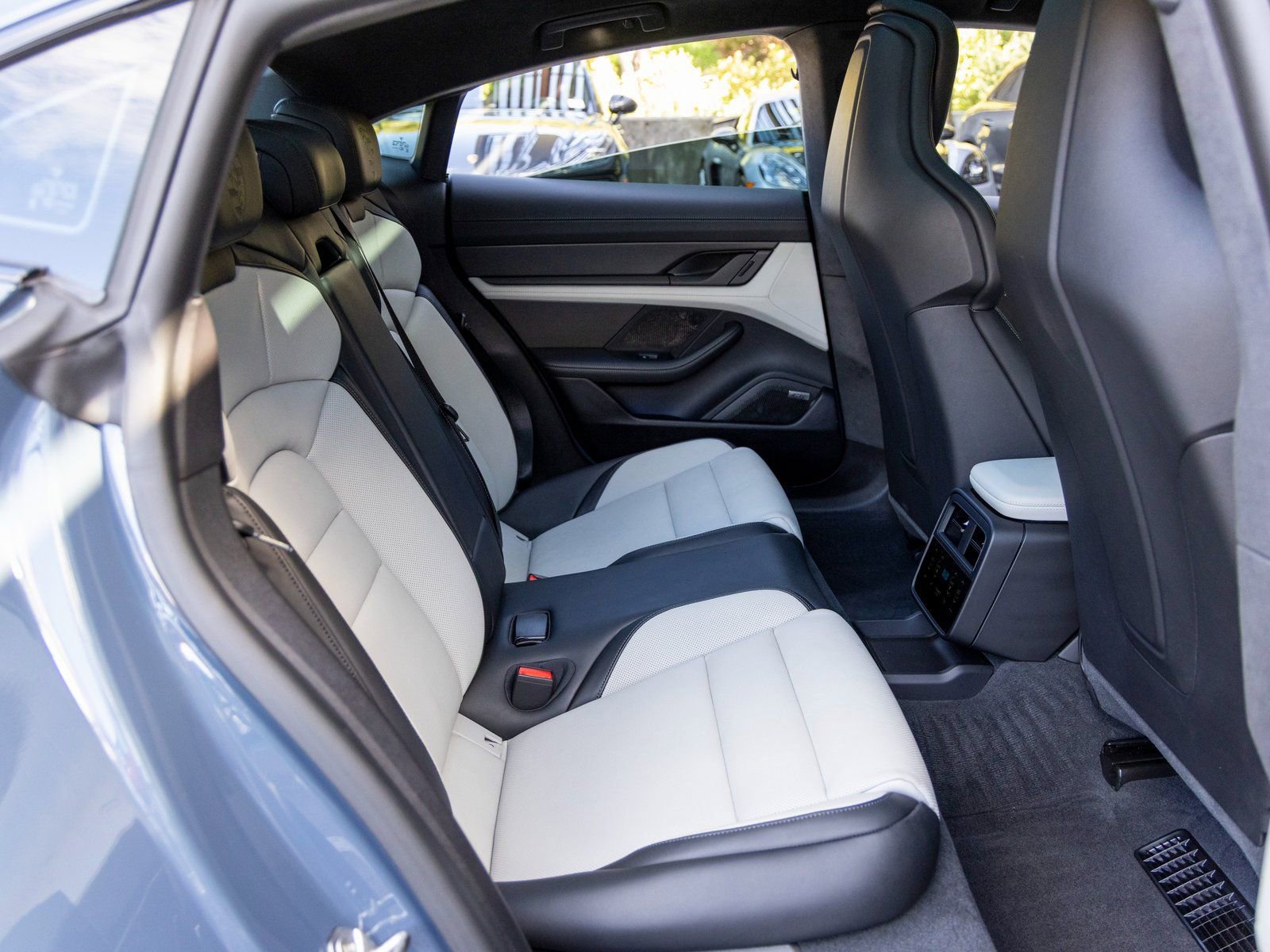 Certified 2025 Porsche Taycan GTS image 51