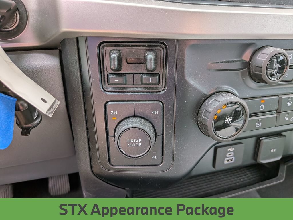 Used 2024 Ford F250 XL w/ STX Appearance Package AWD/4WD image 20