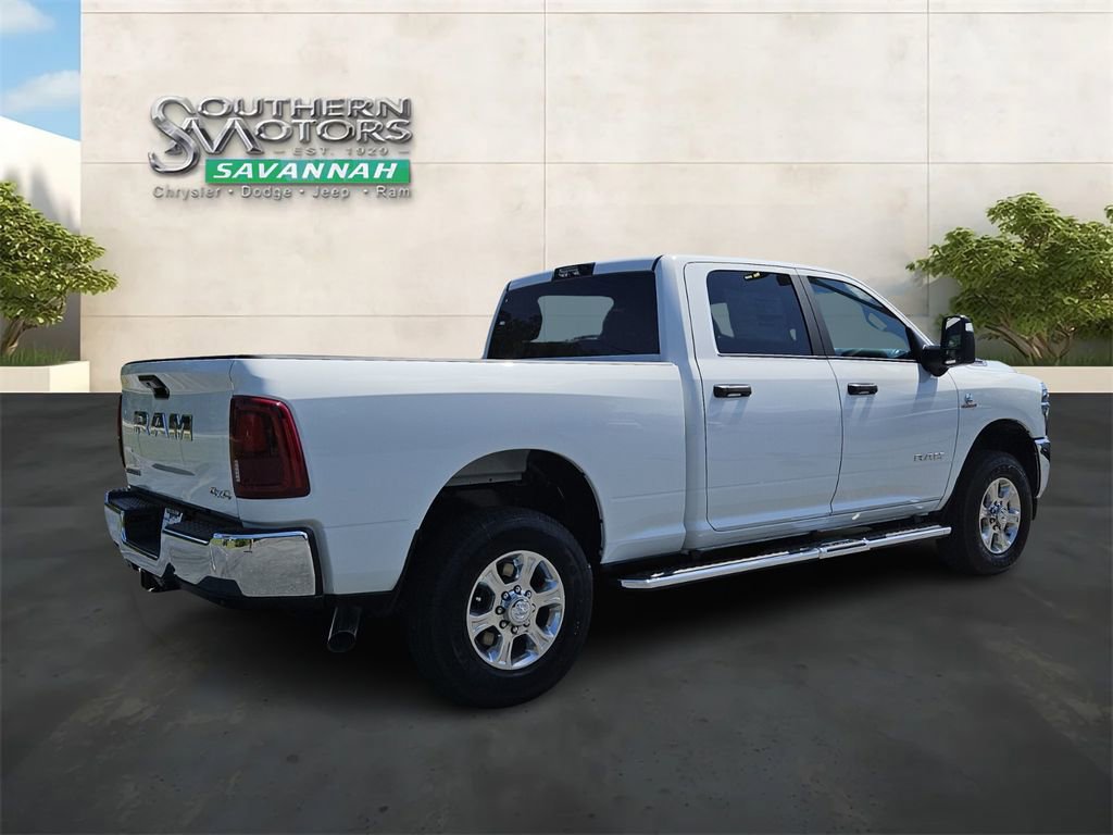 New 2026 RAM 3500 Big Horn AWD/4WD image 5