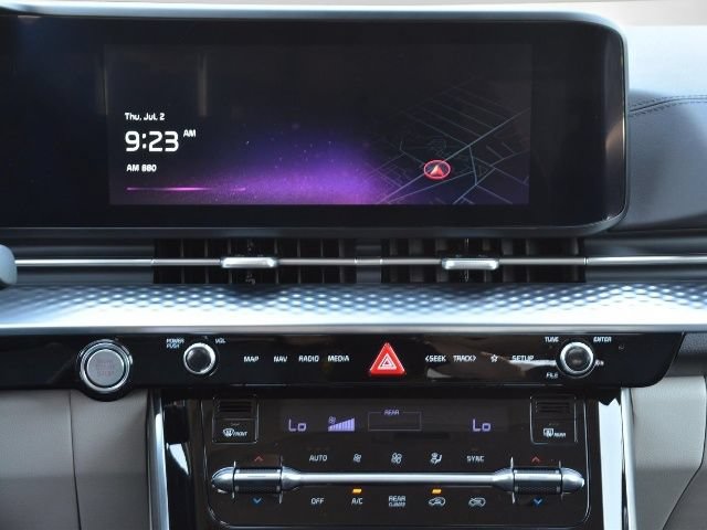 Used 2024 Kia Carnival SX Prestige FWD image 13