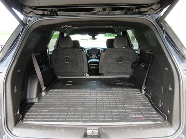Used 2022 Chevrolet Traverse LT image 10