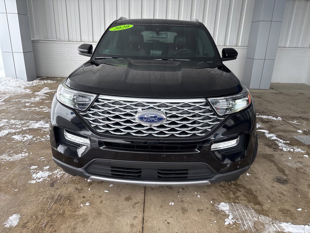 Used 2020 Ford Explorer Platinum w/ Premium Technology Package image 2