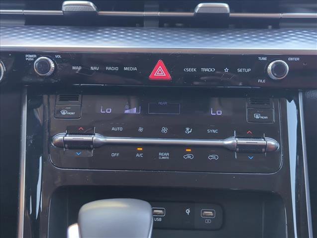 Used 2024 Kia Carnival SX Prestige FWD image 20