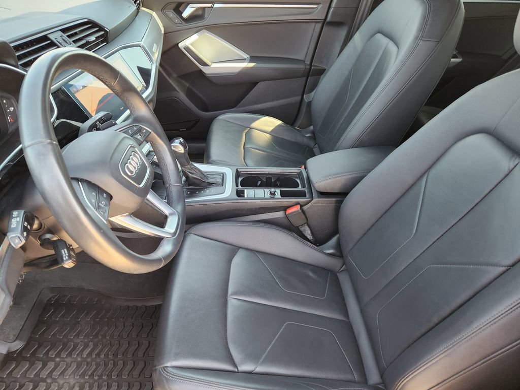 Used 2023 Audi Q3 2.0T Premium Plus image 18