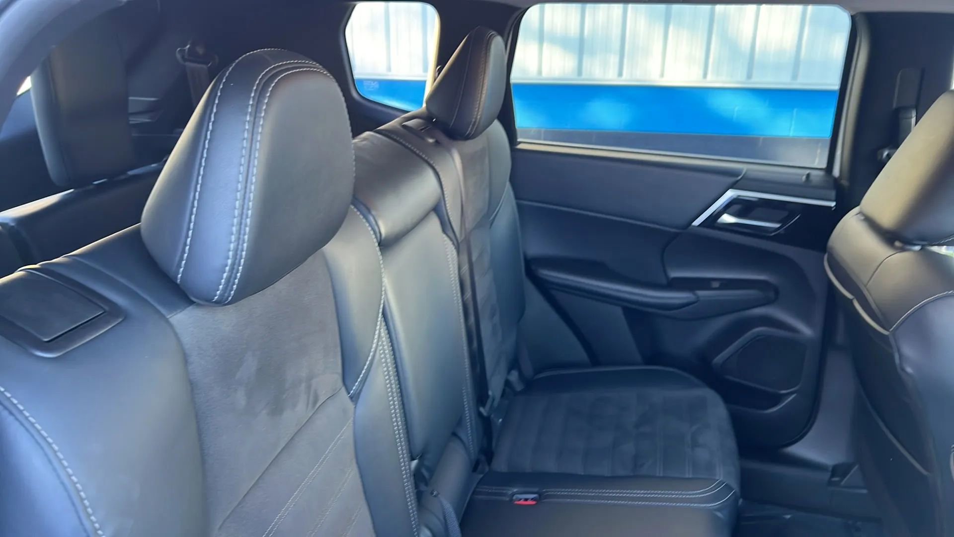 Used 2024 Mitsubishi Outlander Ralliart image 18