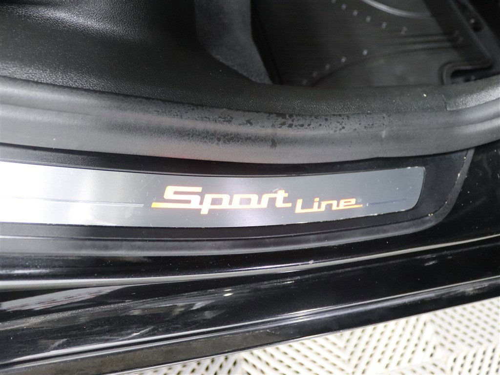 Used 2018 BMW 540i xDrive image 19