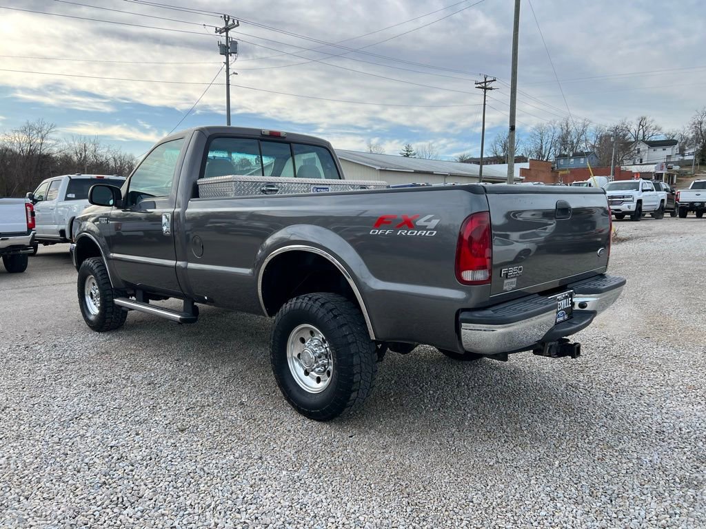 Used 2004 Ford F350 XLT image 6