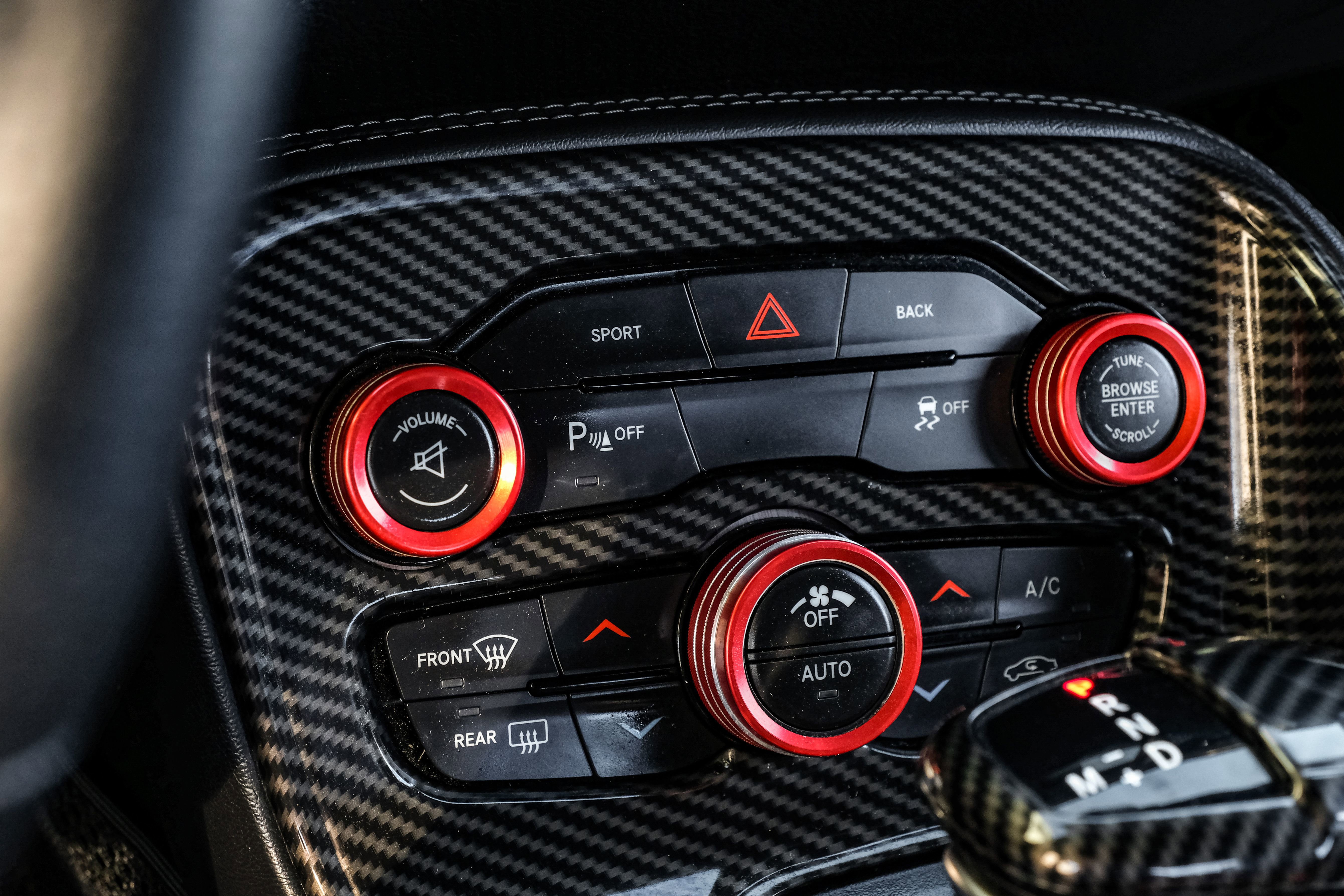 Used 2016 Dodge Challenger R/T Plus image 24