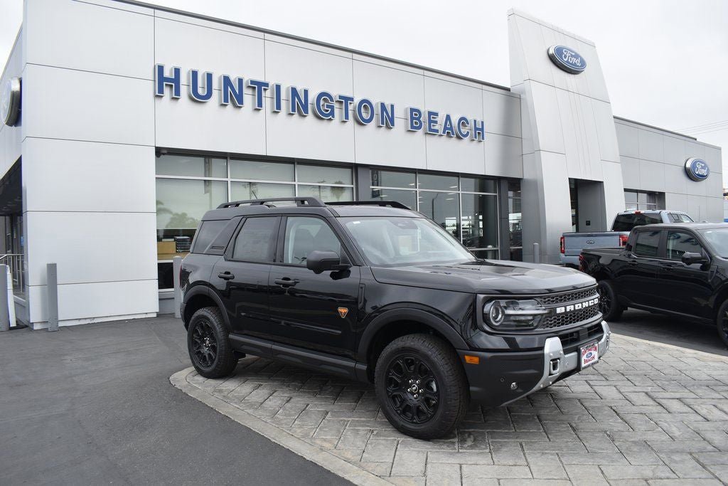 New 2025 Ford Bronco Sport Badlands w/ Badlands Tech Package AWD/4WD image 1