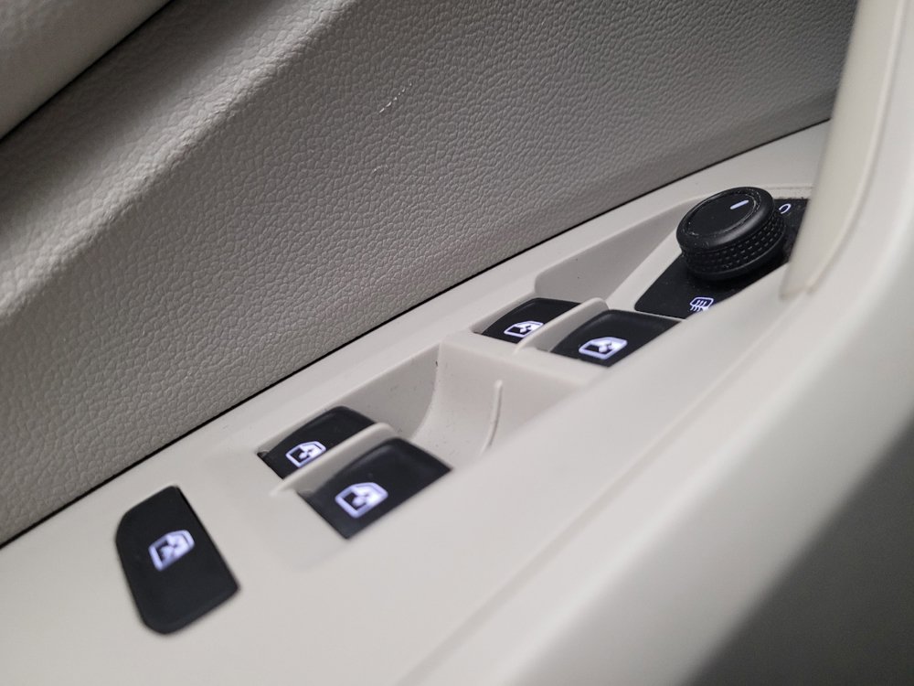 Used 2019 Volkswagen Jetta S w/ Driver Assistance Package FWD image 27