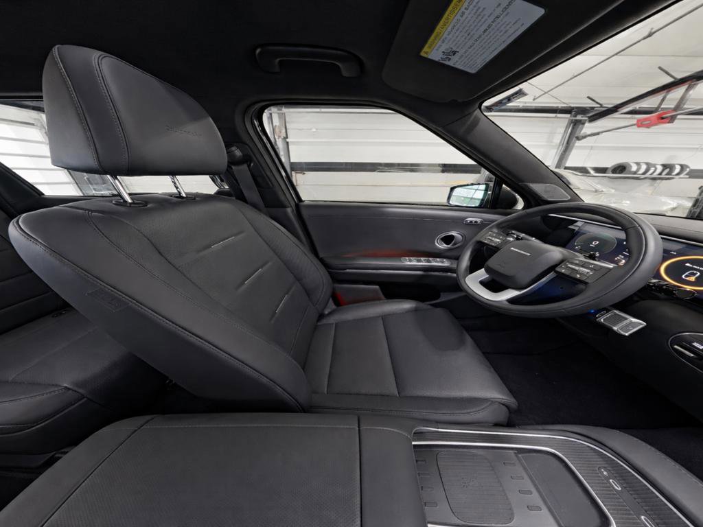 New 2026 Hyundai Palisade Calligraphy FWD image 9