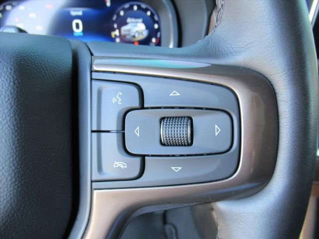 Used 2024 Chevrolet Suburban High Country w/ Advanced Technology Package image 26