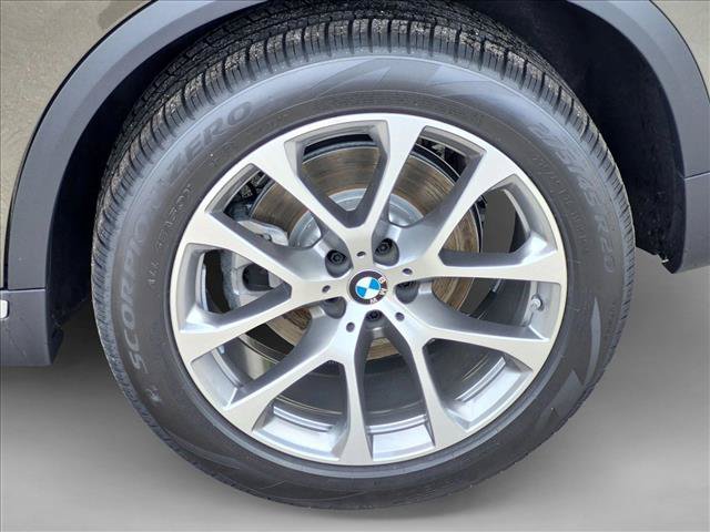 New 2026 BMW X5 xDrive40i w/ Premium Package AWD/4WD image 10