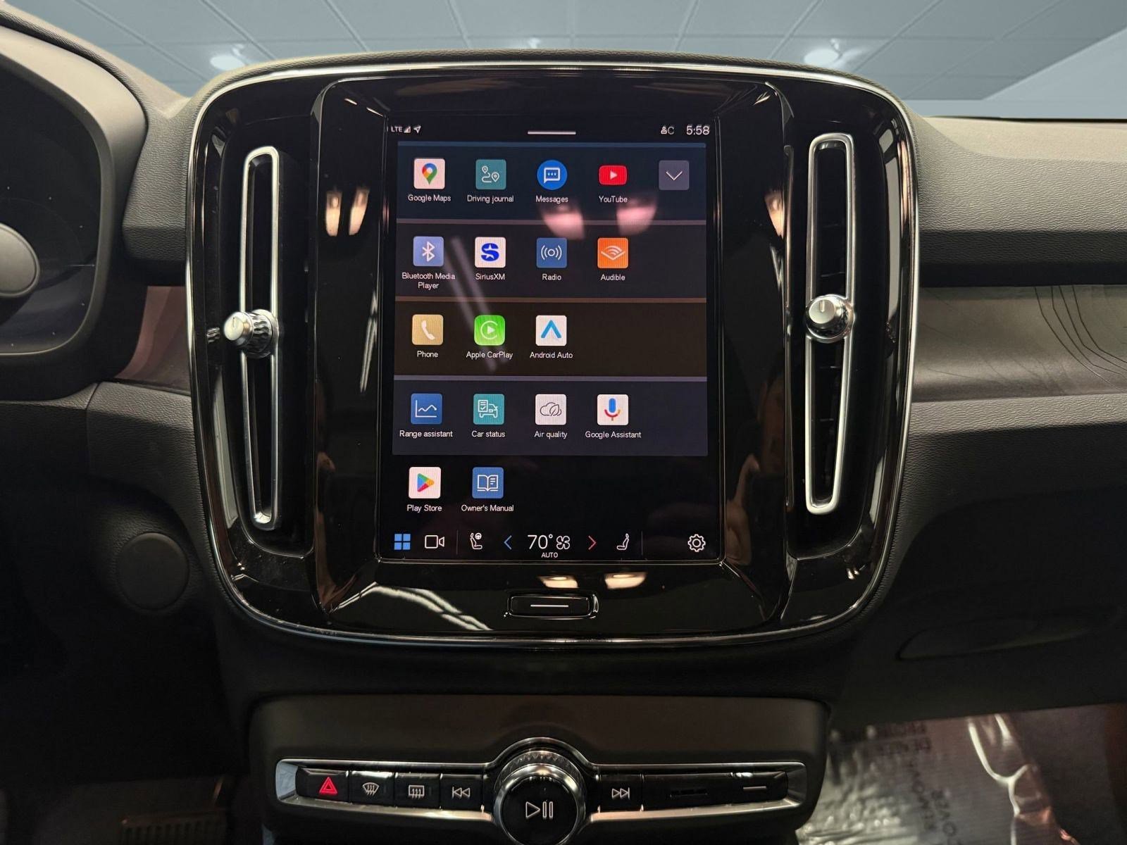 Used 2023 Volvo C40 P8 Recharge Ultimate image 31