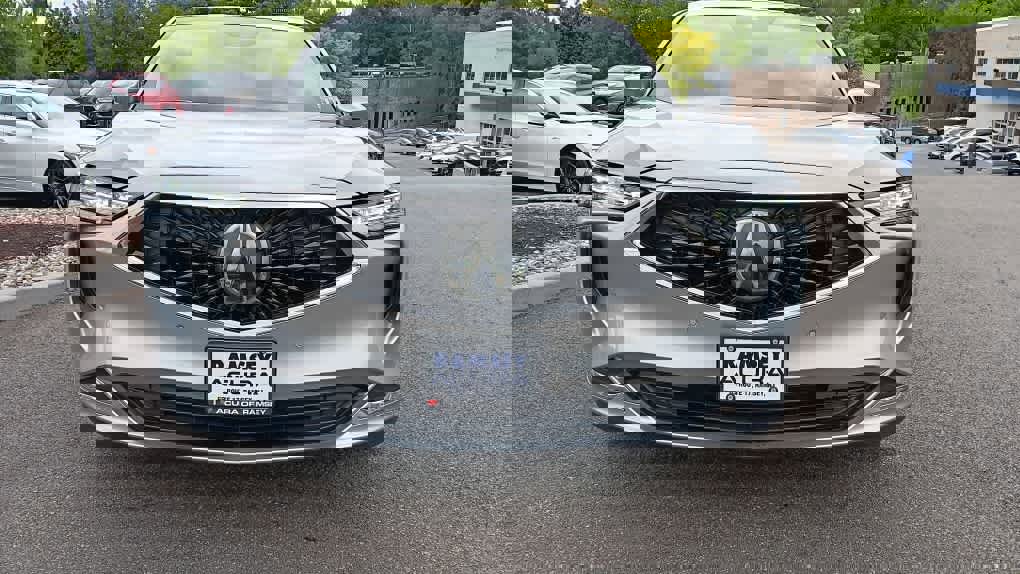 Used 2023 Acura MDX SH-AWD w/ Technology Package image 9