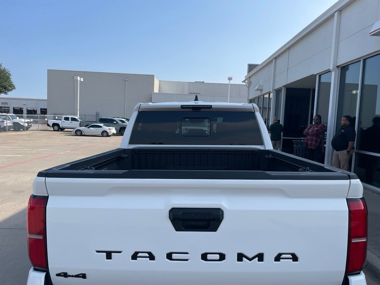 Used 2024 Toyota Tacoma TRD Off-Road w/ TRD Off Road Premium Package AWD/4WD image 9