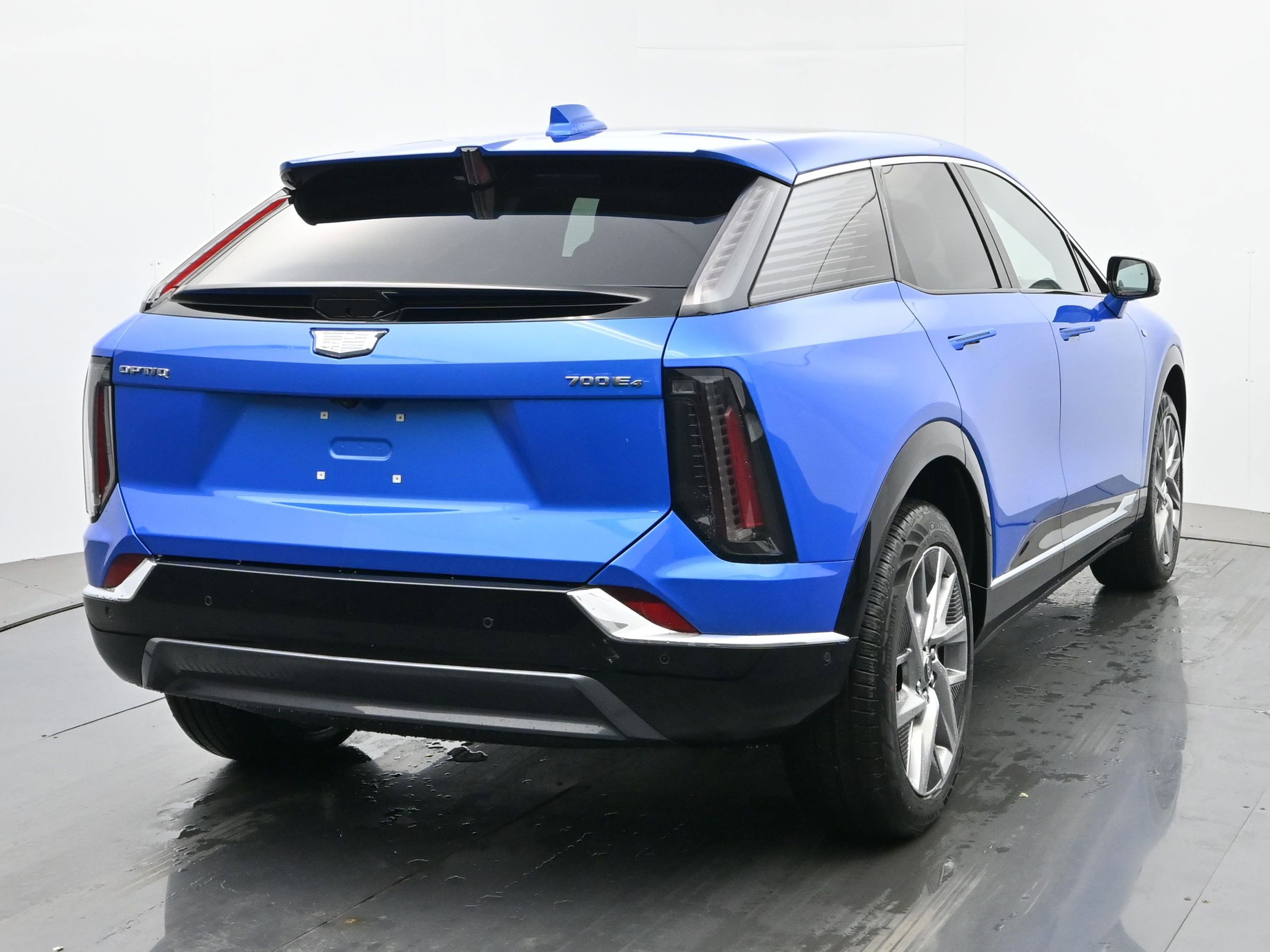 New 2026 Cadillac Optiq Luxury 2 AWD/4WD image 5