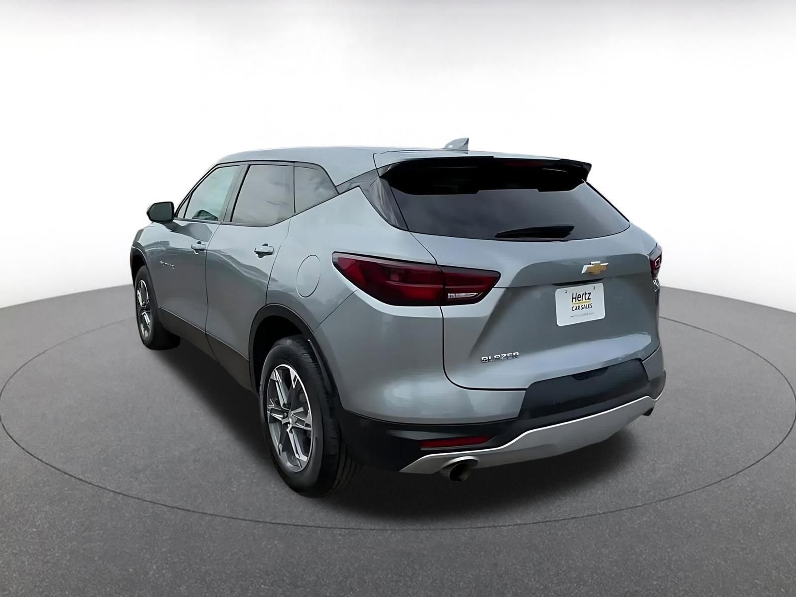 Used 2025 Chevrolet Blazer LT image 11