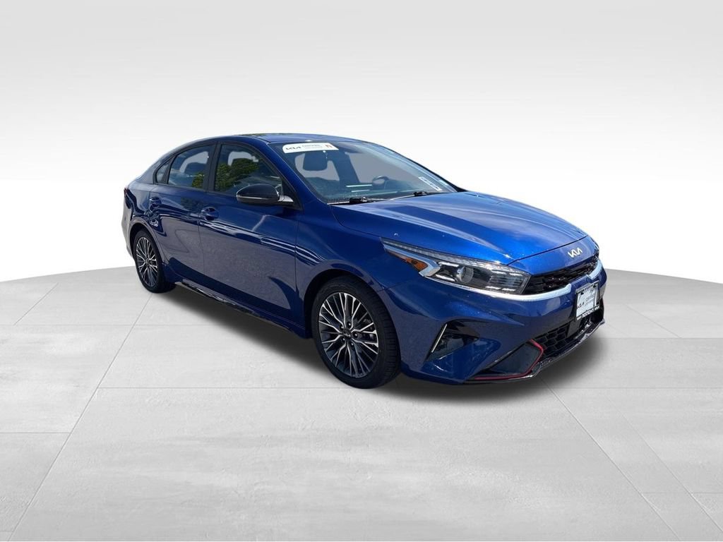 Certified 2024 Kia Forte GT-Line FWD image 4
