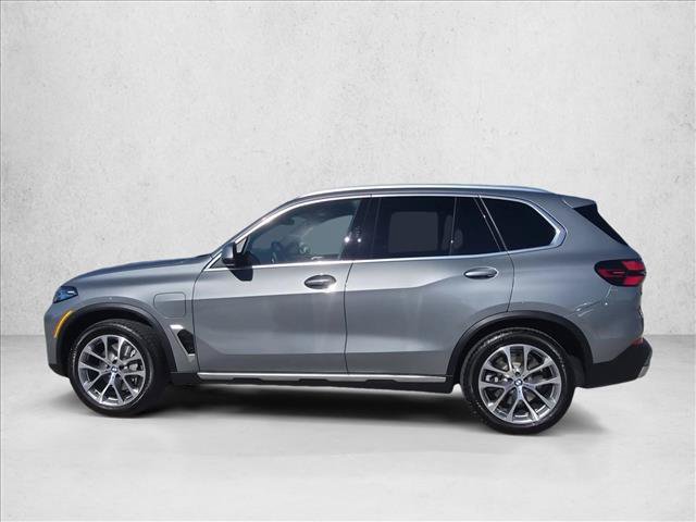 Certified 2026 BMW X5 xDrive50e w/ Executive Package AWD/4WD image 9