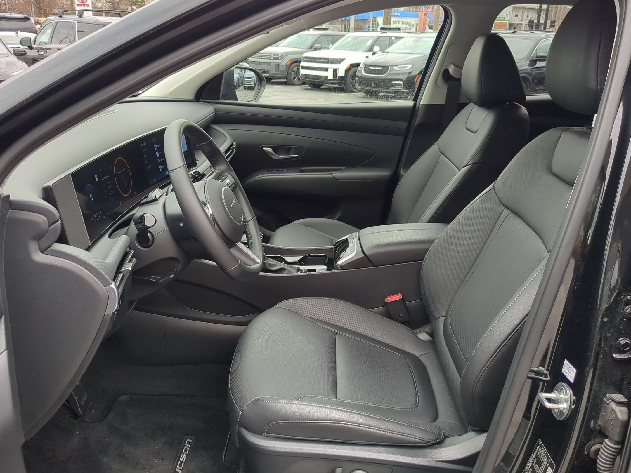 Used 2025 Hyundai Tucson SEL AWD/4WD image 17