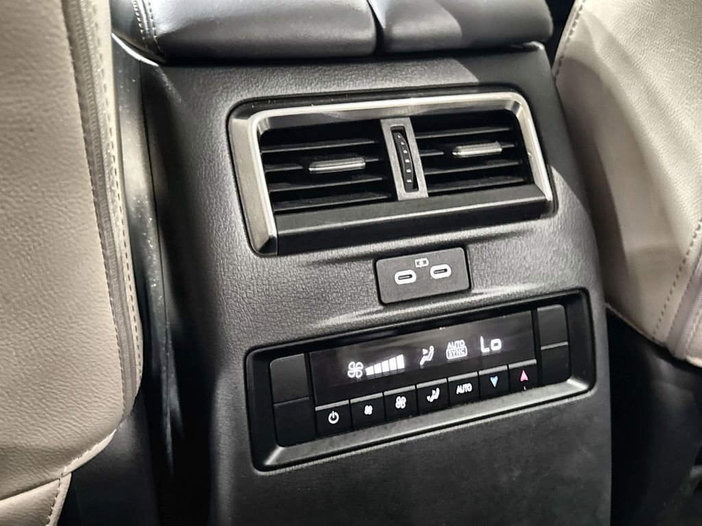 Used 2024 MAZDA CX-90 3.3 Turbo w/ Premium Package AWD/4WD image 29