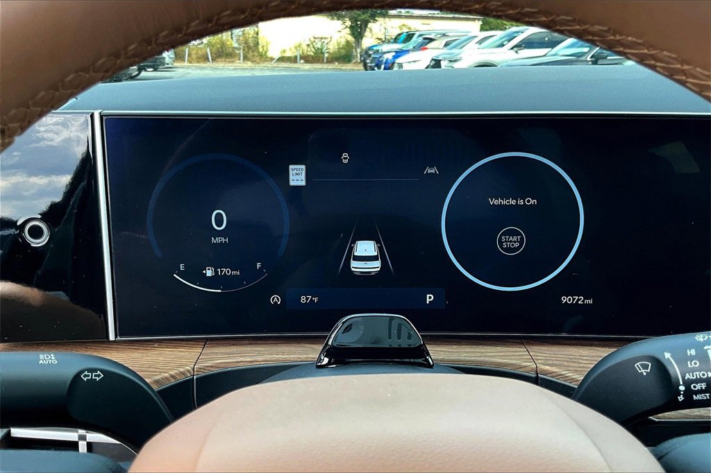 Used 2025 Hyundai Santa Fe Limited image 13