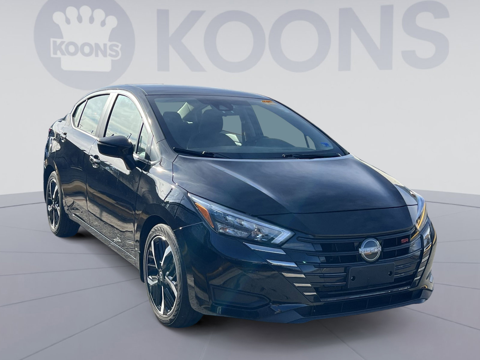 Used 2024 Nissan Versa SR w/ Trunk Package image 8