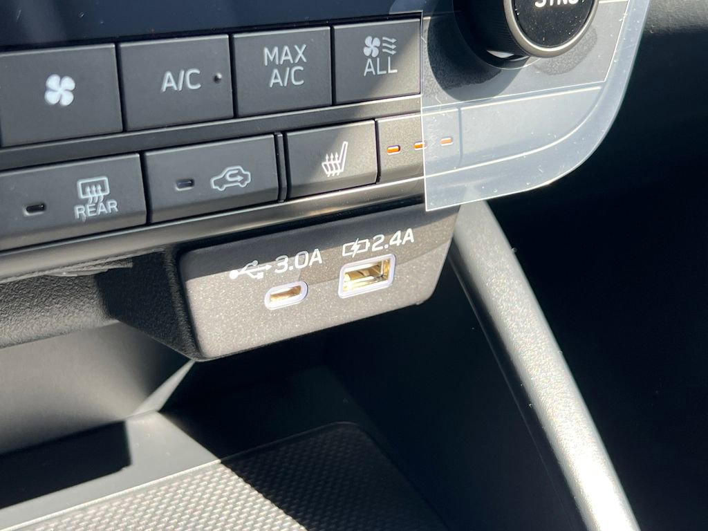 New 2026 Subaru Outback Premium image 32